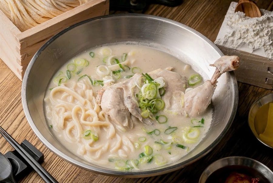 An Yang Mì Gà Hàn Quốc Phan Xích Long