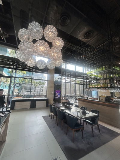 Komyuniti Bar & Restaurant