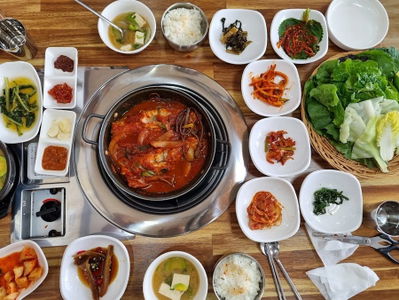 Seat Village Eel Specialty
