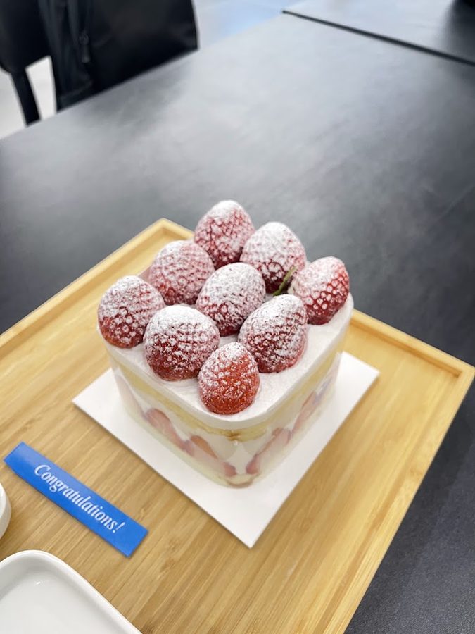 Strawberry 32 Yeonnam Main Branch