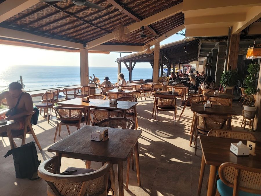 Uluwatu Sunset Beach Warung