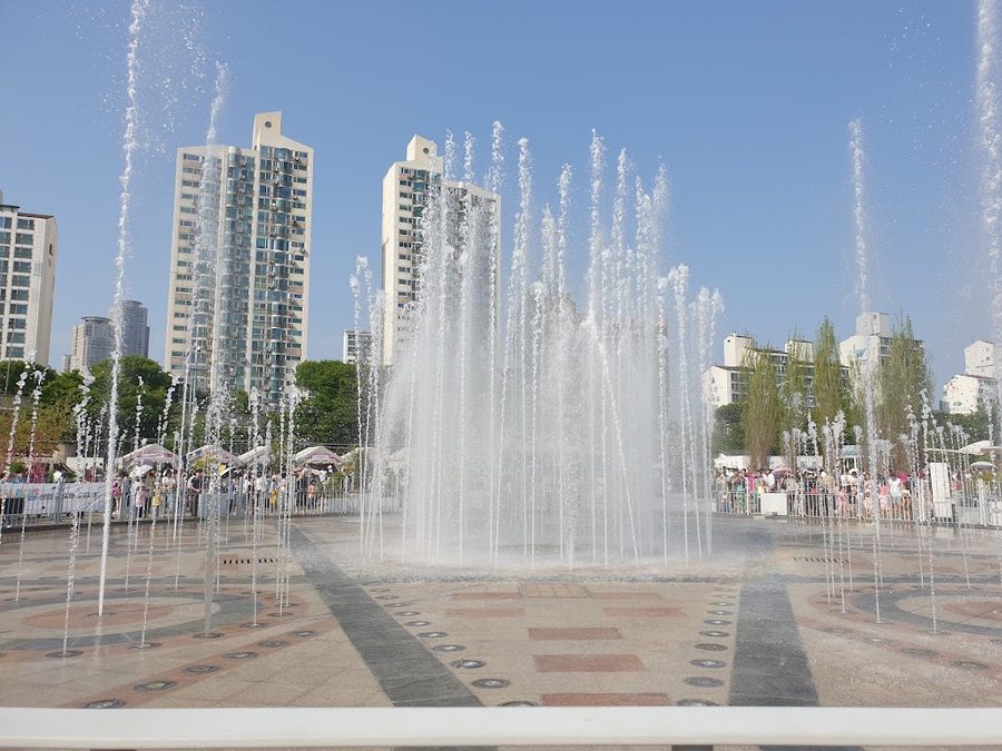 Ttukseom Music Fountain