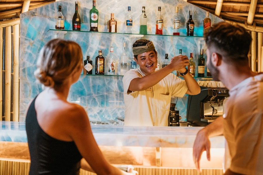 Maniq Restaurant | 12+