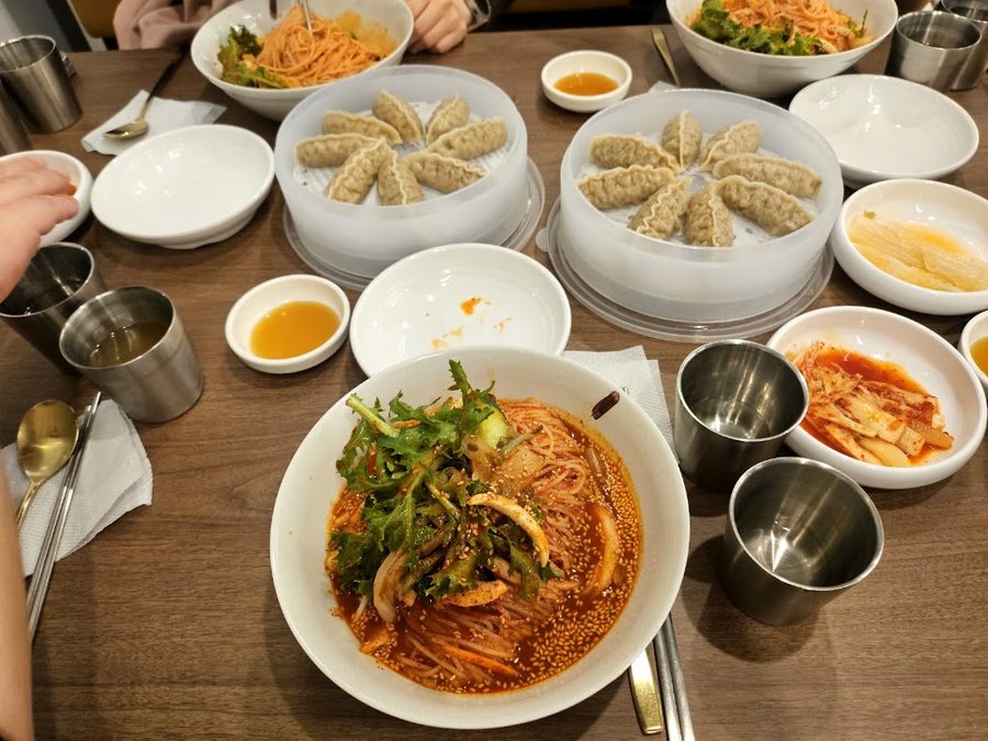 인덕원비빔국수 여의도직영점