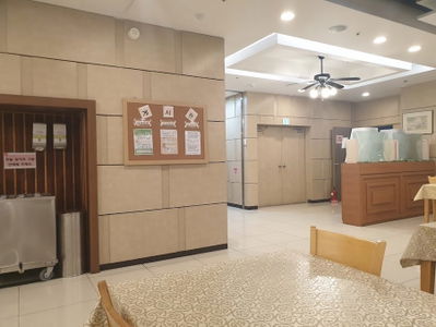 Lilac Faculty Cafeteria