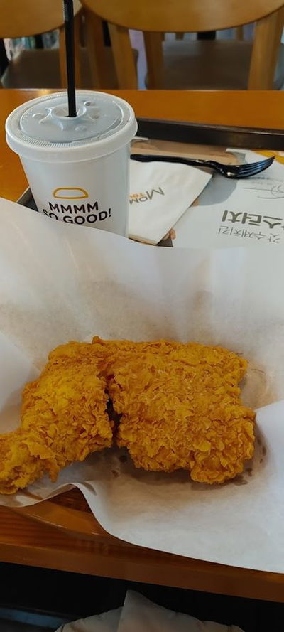맘스터치 부산대북문점