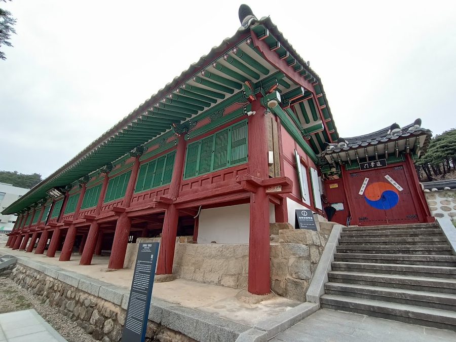 Gangneung Hyanggyo
