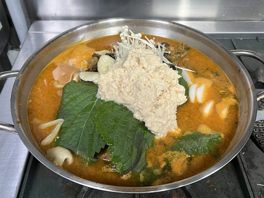 Kongbyeon Charcoal Bone Gamjatang Hoehyeon Station Branch