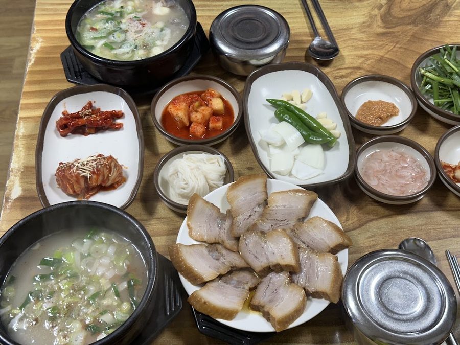 Seolbong Dwaeji Gukbap