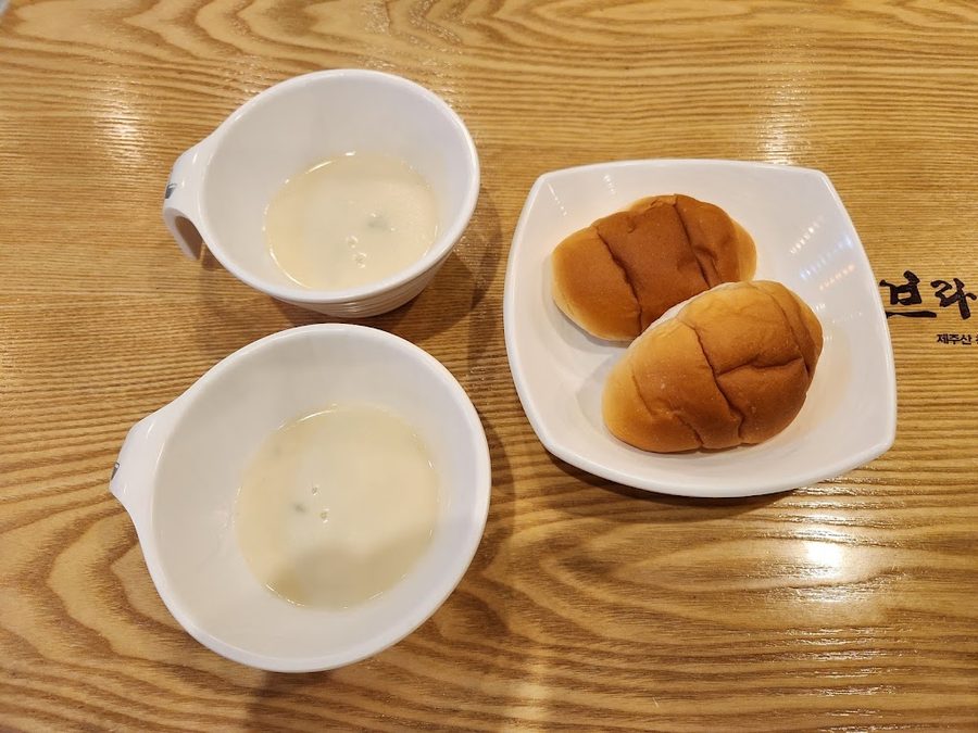 Brown Donkatsu Jamsil Lotte Mart Branch
