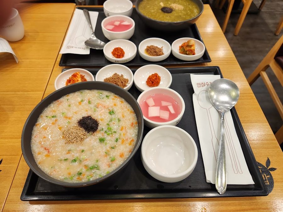 本粥&ビビンバ cafe サンム店
