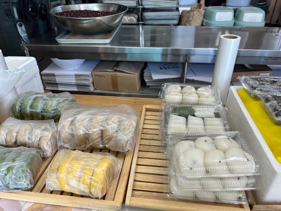 Jeju Sunrise Mugwort Bread Barley Bread
