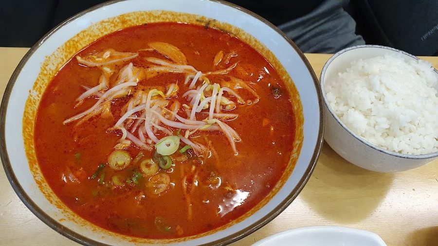 Guksu Namu Simin Hoegwan I's Palace