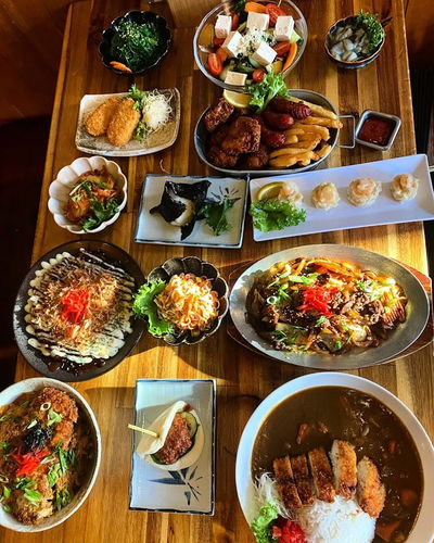 Mochiron Izakaya
