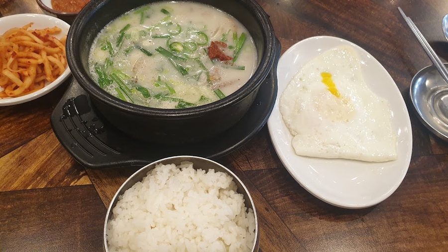 Sinuiju Chapssal Sundae Yeouido 1st Branch