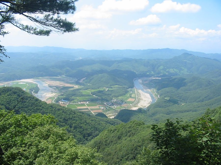 왕모산