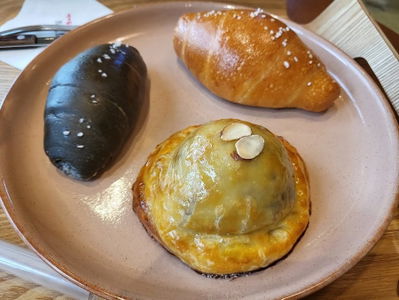아델라 7