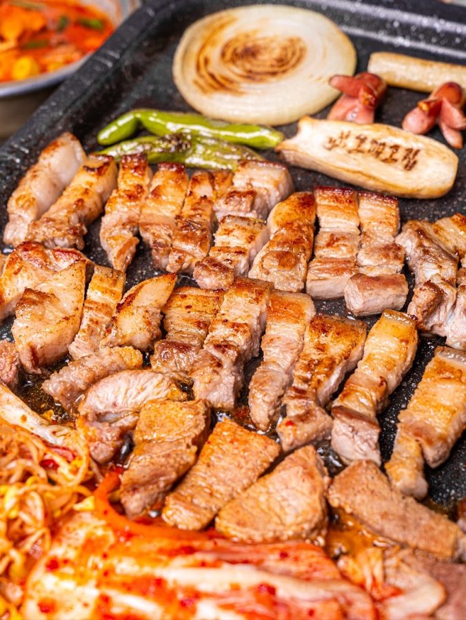 Jeju Heukdwaeji Nohyeong Geuttae Geujip
