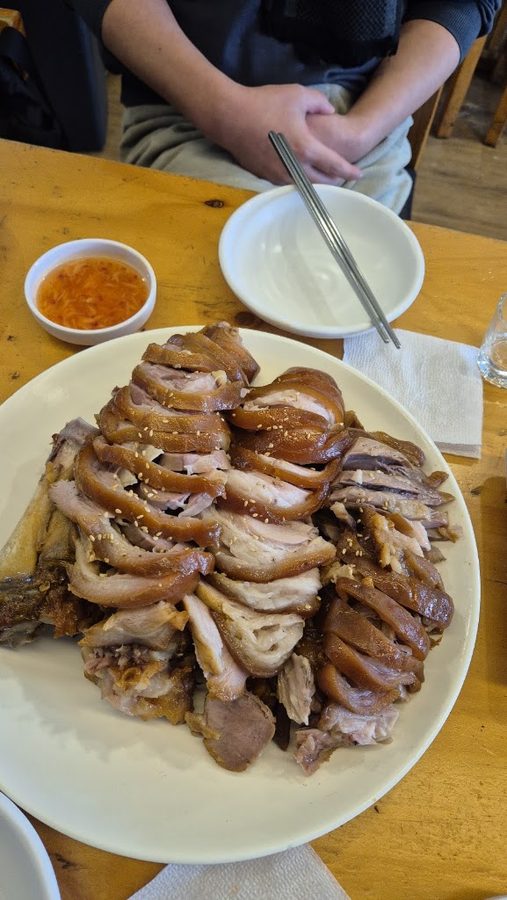 Seokchon Jokbal Matjip Dalin Suje Hanbang Jokbal