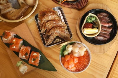 Torayoshi Ari Izakaya / Izakaya (Japanese Pub)