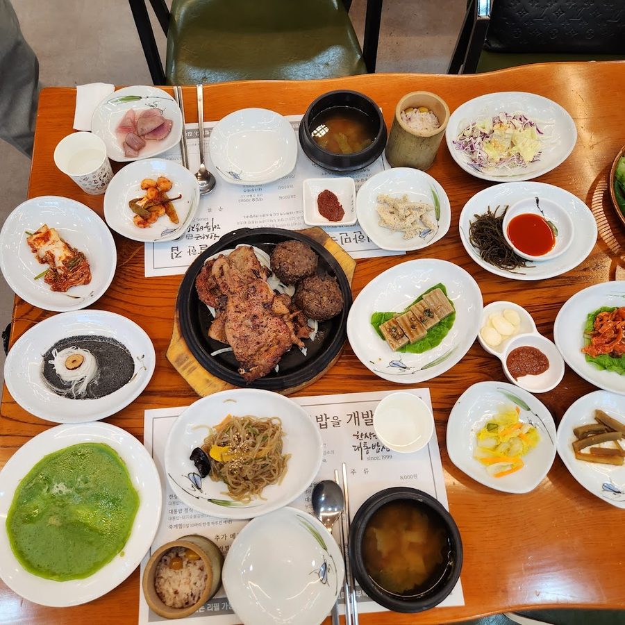Hansang Geundae Tongdak Bapjip