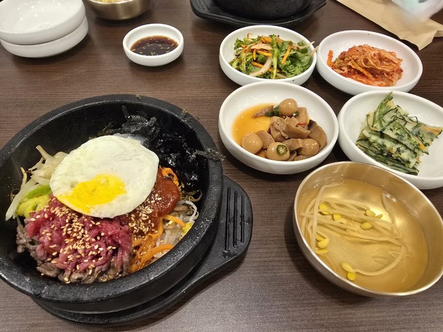 고향전주비빔밥 현대백화점 신촌점