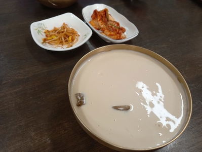 イ・ヨンギュ ユダル伝統石臼冷麺玉本店