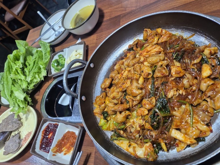 Hanareum Gopchang Sundae Bokkeum