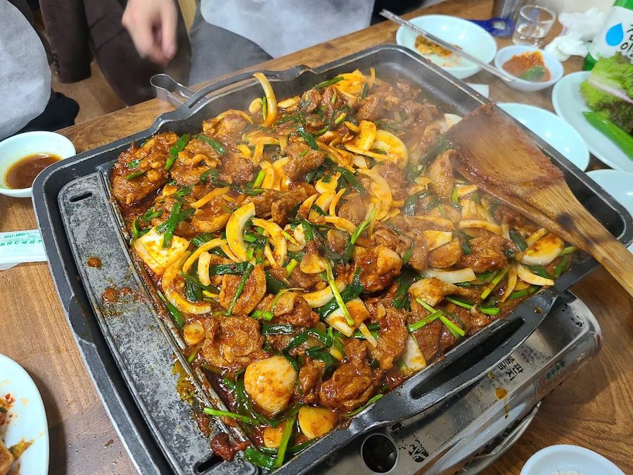 Yuhwang Ori Chacoal Bulgogi