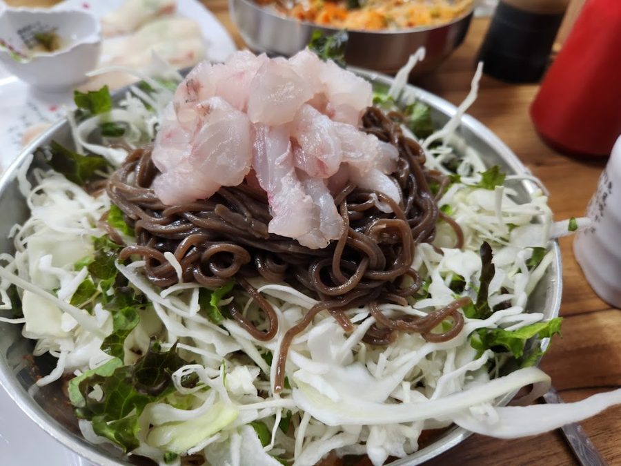 Oryukdo Raw Fish Restaurant