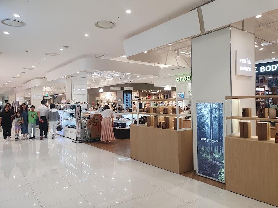 Shinsegae Department Store Times Square Branch