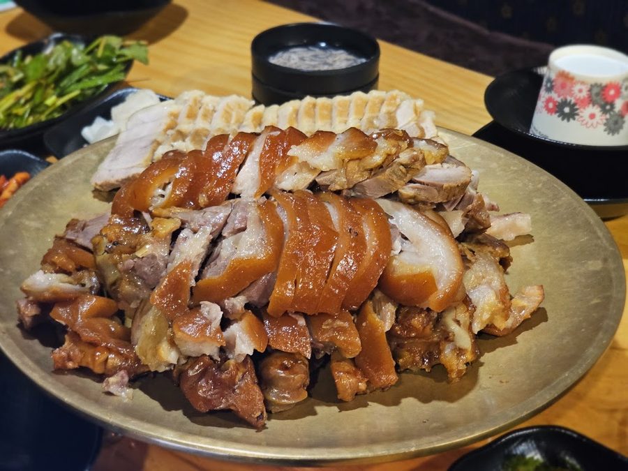 Daehangno Jokbal Bossam Daehangno Main Branch