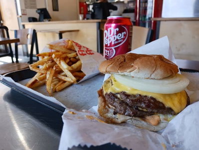 Petey's Burger