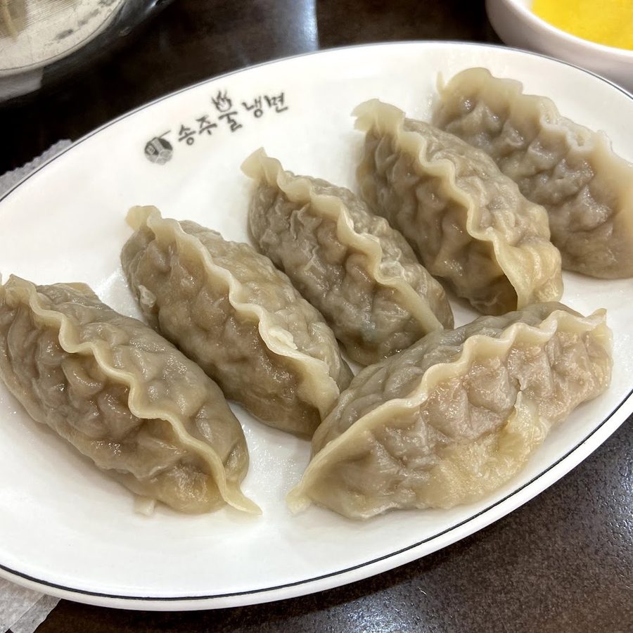 Songju Bul Naengmyeon & Kalguksu Doksan Main Branch