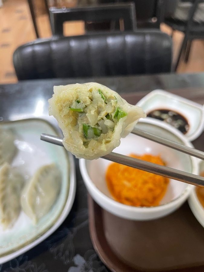 Sinchon Eolkeuni Kalguksu Yeongdae Hospital Branch