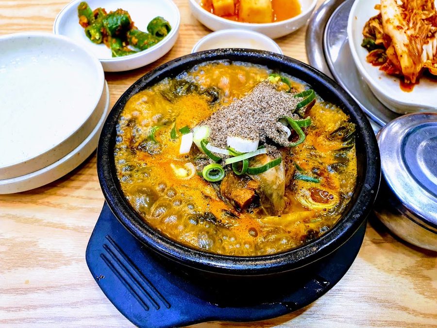 Wondang Gamja-tang(pork back-bone stew)
