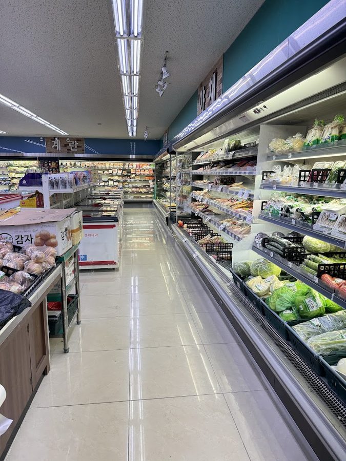 Big Ssagae Mart Jeonpo
