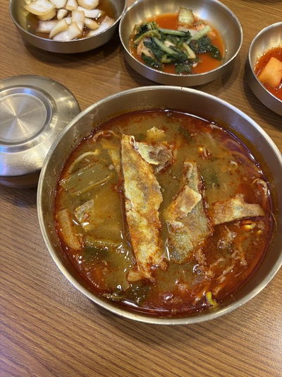 肉煎湯飯 梨水站店