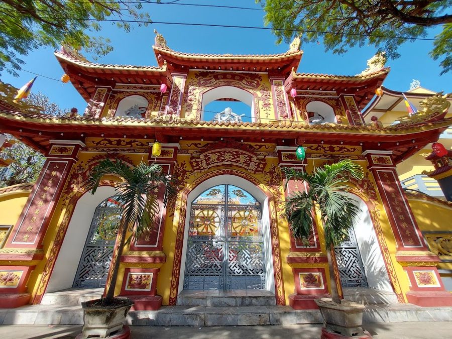 Pho Da Temple