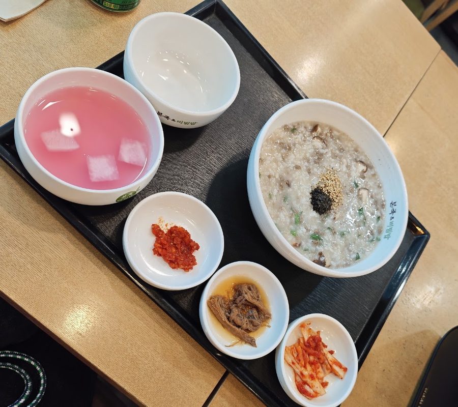 本粥&拌飯 龍山站I'Park Mall店