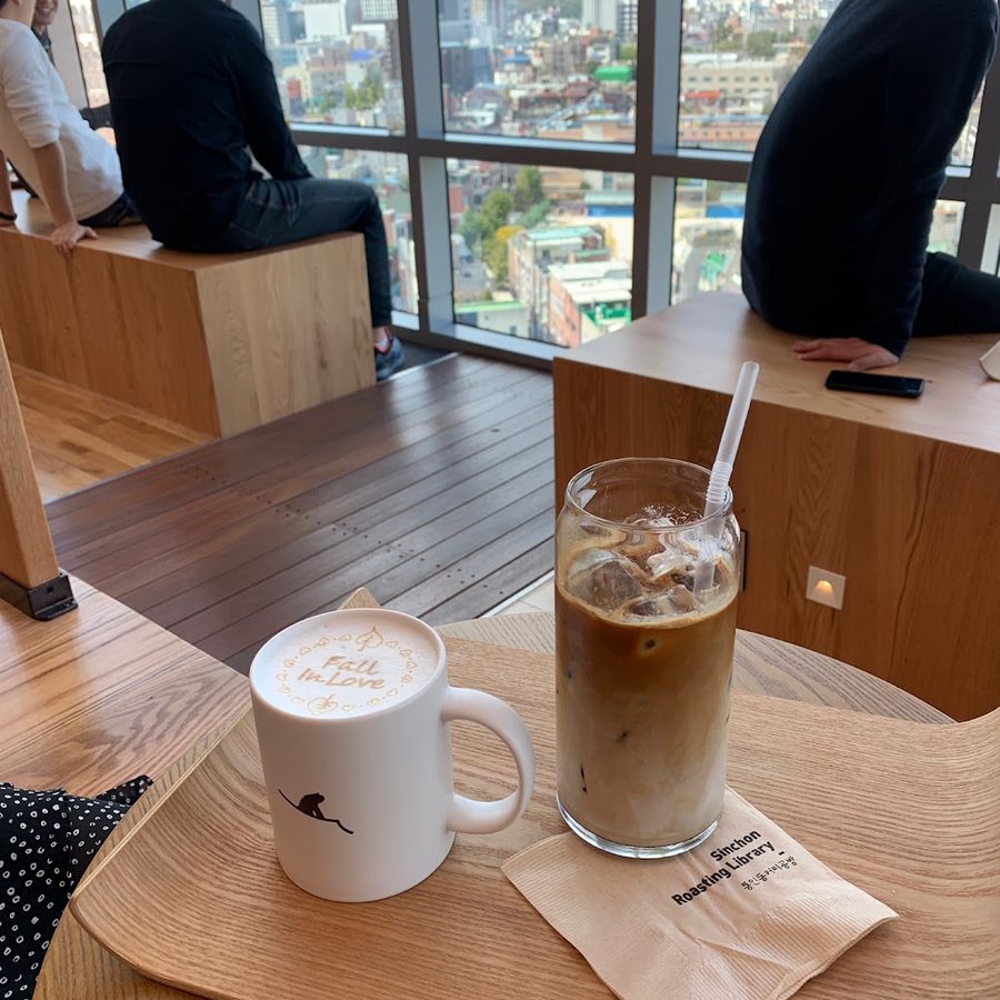 Tongin-dong Coffee Workshop Sinchon Roasting Library