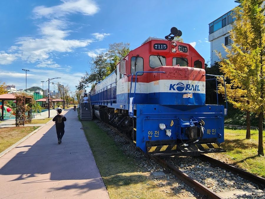 Jinyeong Station Railway Museum