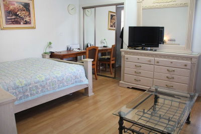 LA Guest House