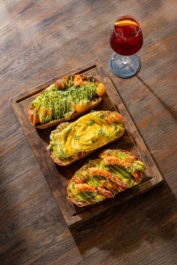 THE BRIX - Eatery & Bar Lounge
