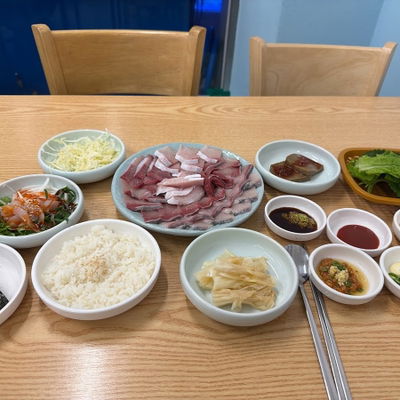珍九生魚片餐廳