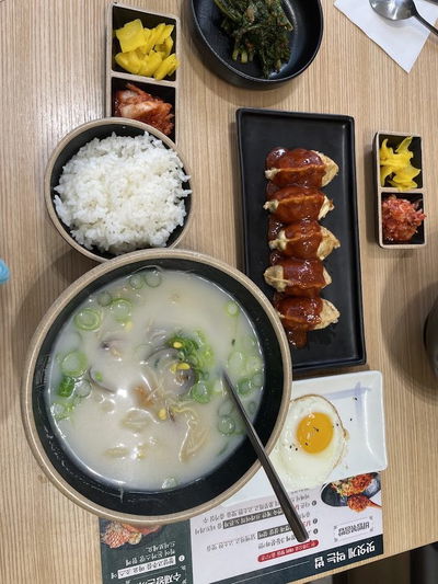 Yeonhui Gimbap Sinchon Branch