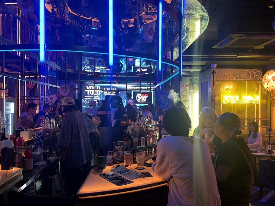 Music Fashion Bar RUN