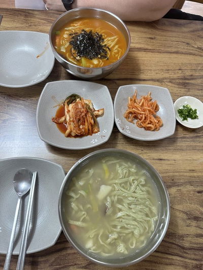 또올래칼국수
