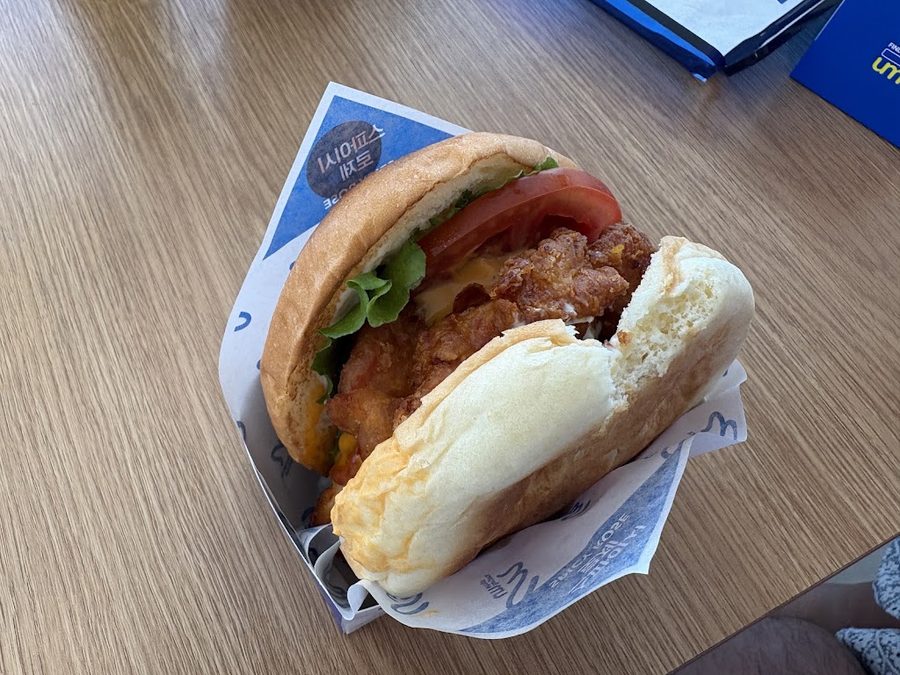 Um Burger & Wings Yeongdeungpo Station Branch