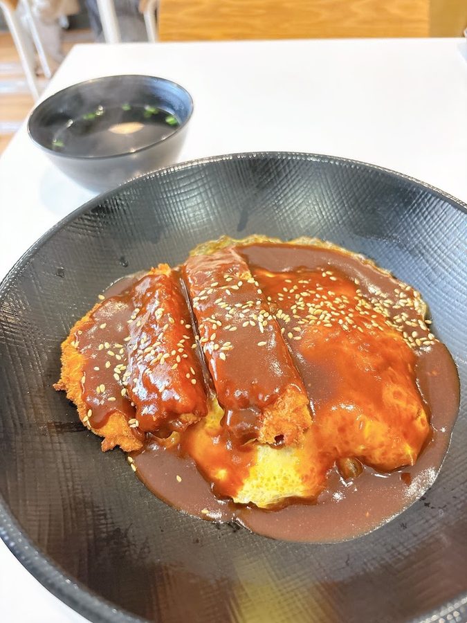 Haengbokdameun Buldonkatsu & Gimbap